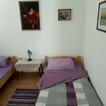 Apartamento Apartman Fox Pirovac Exterior foto